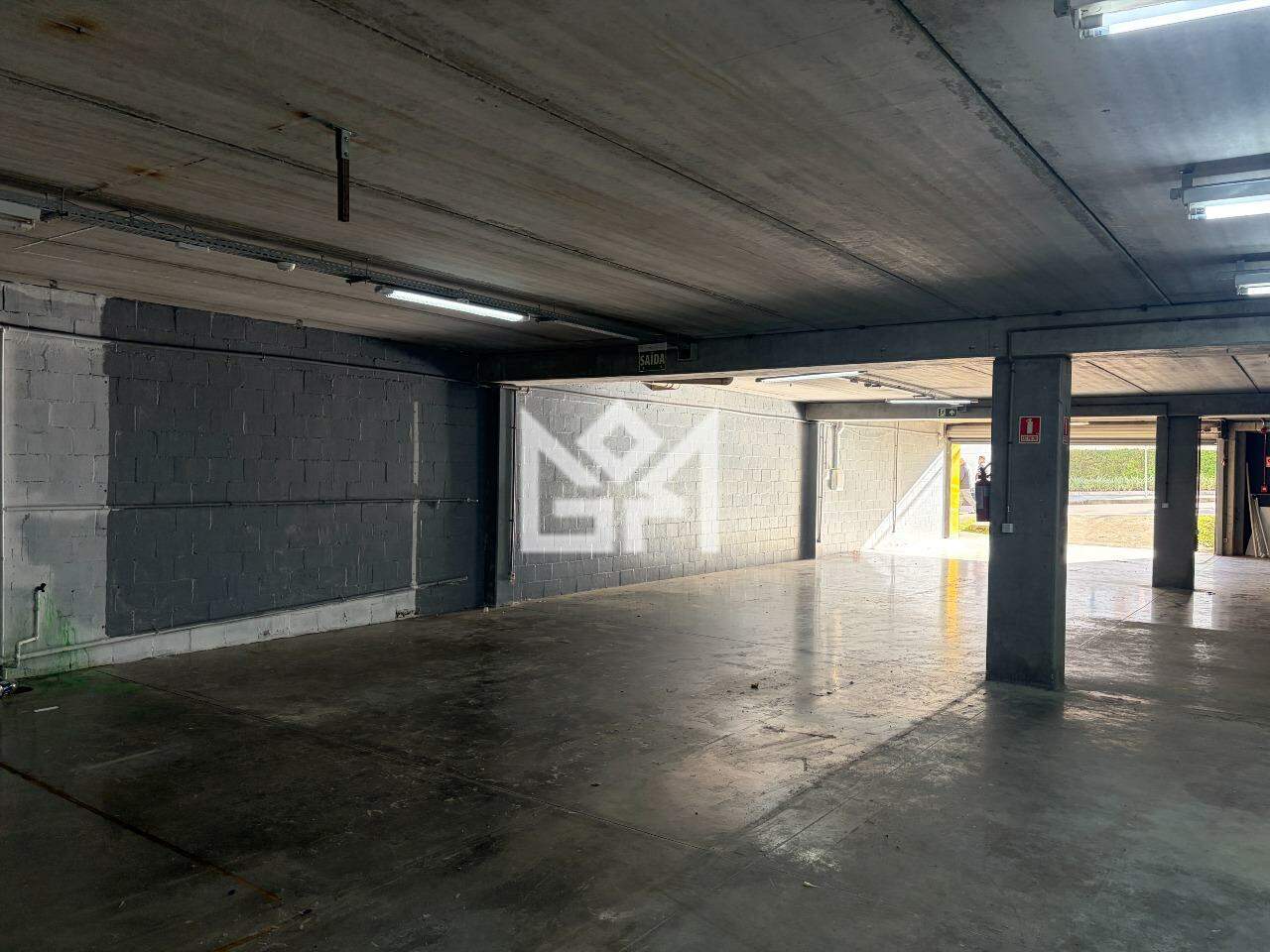 Loja com para aluguel, 350m² - Cavalhada - Porto Alegre: 