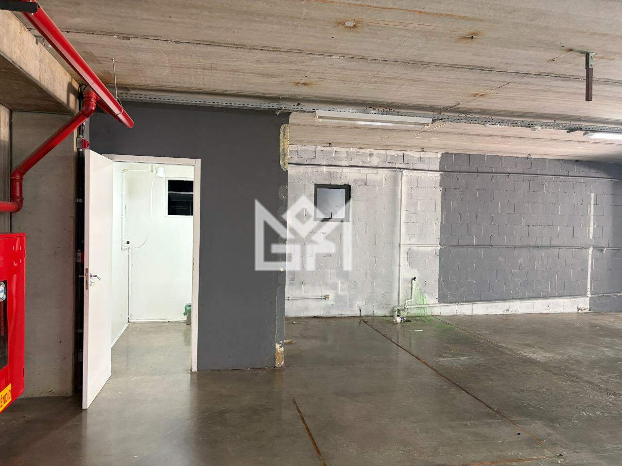 Loja com para aluguel, 350m² - Cavalhada - Porto Alegre: 