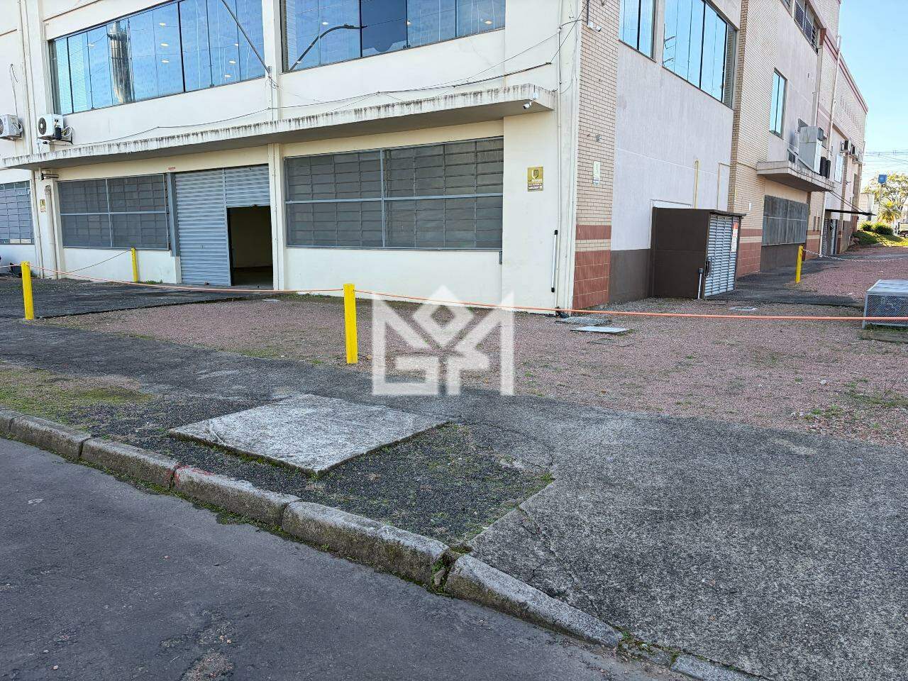 Pavilhão/Galpão/Depósito/Armazém com para aluguel, 537m² - Sarandi - Porto Alegre: 