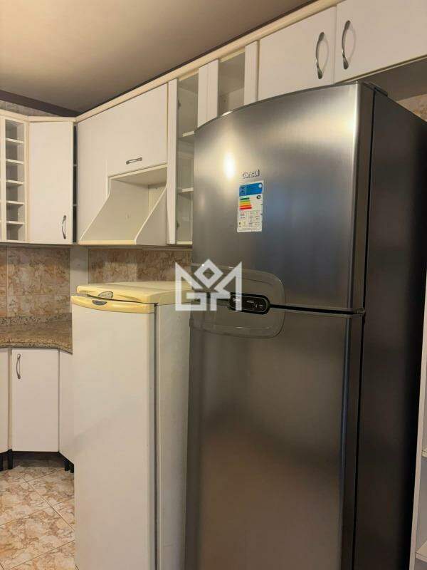 Casa com 3 quartos à venda, 180m² - Jardim Carvalho - Porto Alegre: 