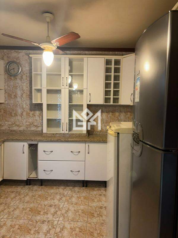 Casa com 3 quartos à venda, 180m² - Jardim Carvalho - Porto Alegre: 