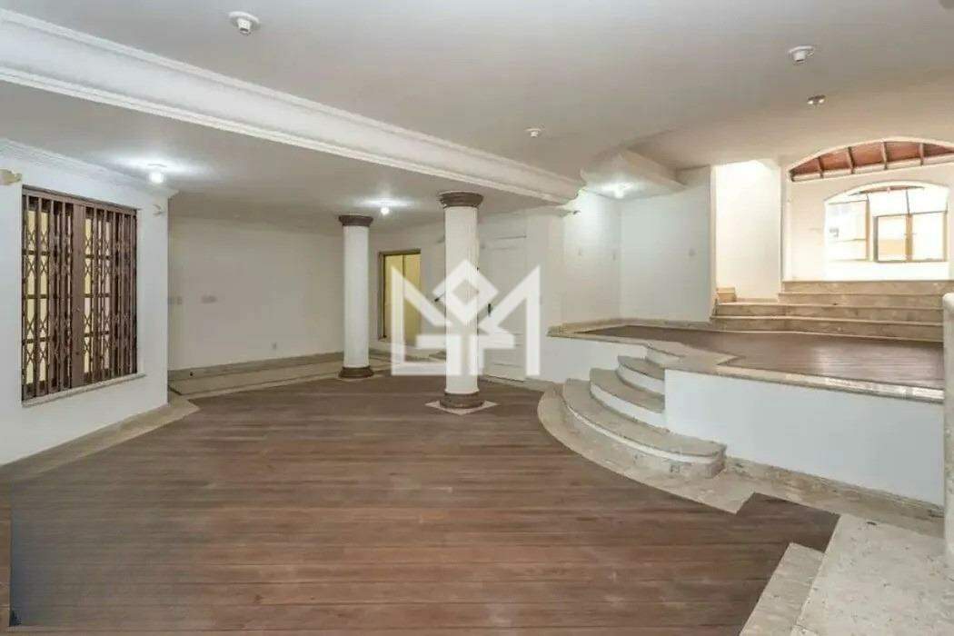 Casa com 4 quartos para aluguel, 430m² - Menino Deus - Porto Alegre: 
