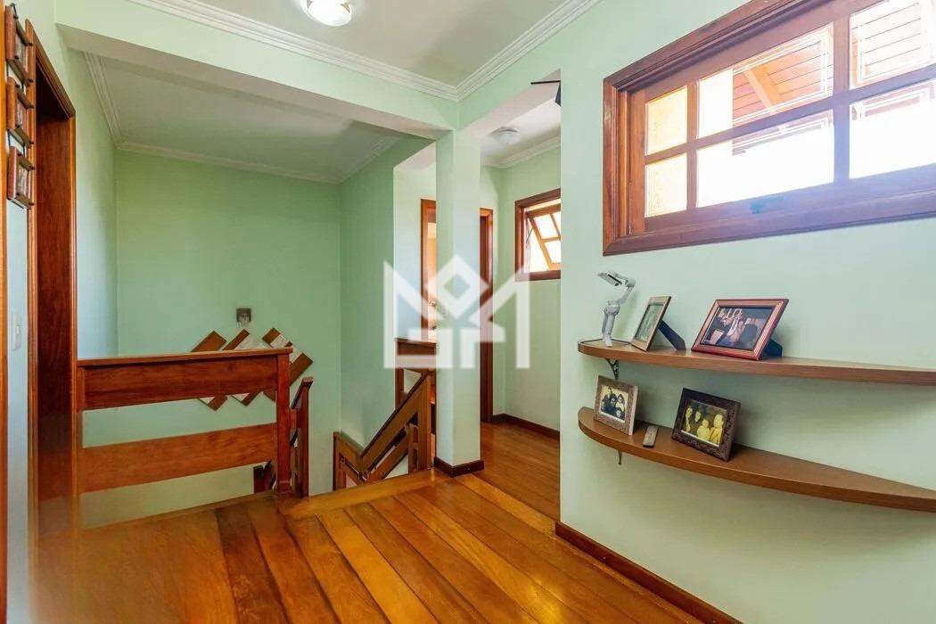 Casa com 4 quartos para aluguel, 390m² - Jardim Lindóia - Porto Alegre: 