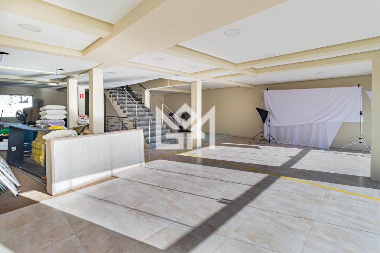 Sala/Conjunto Comercial com para aluguel, 120m² - Jardim Itu - Porto Alegre: 