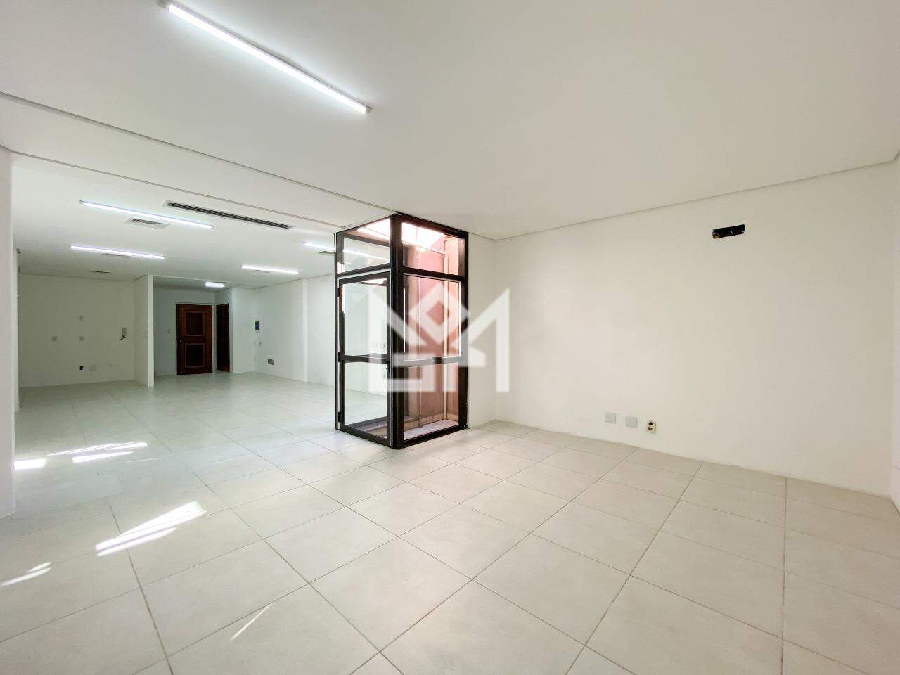 Sala/Conjunto Comercial com para aluguel, 77,33m² - Moinhos de Vento - Porto Alegre: 