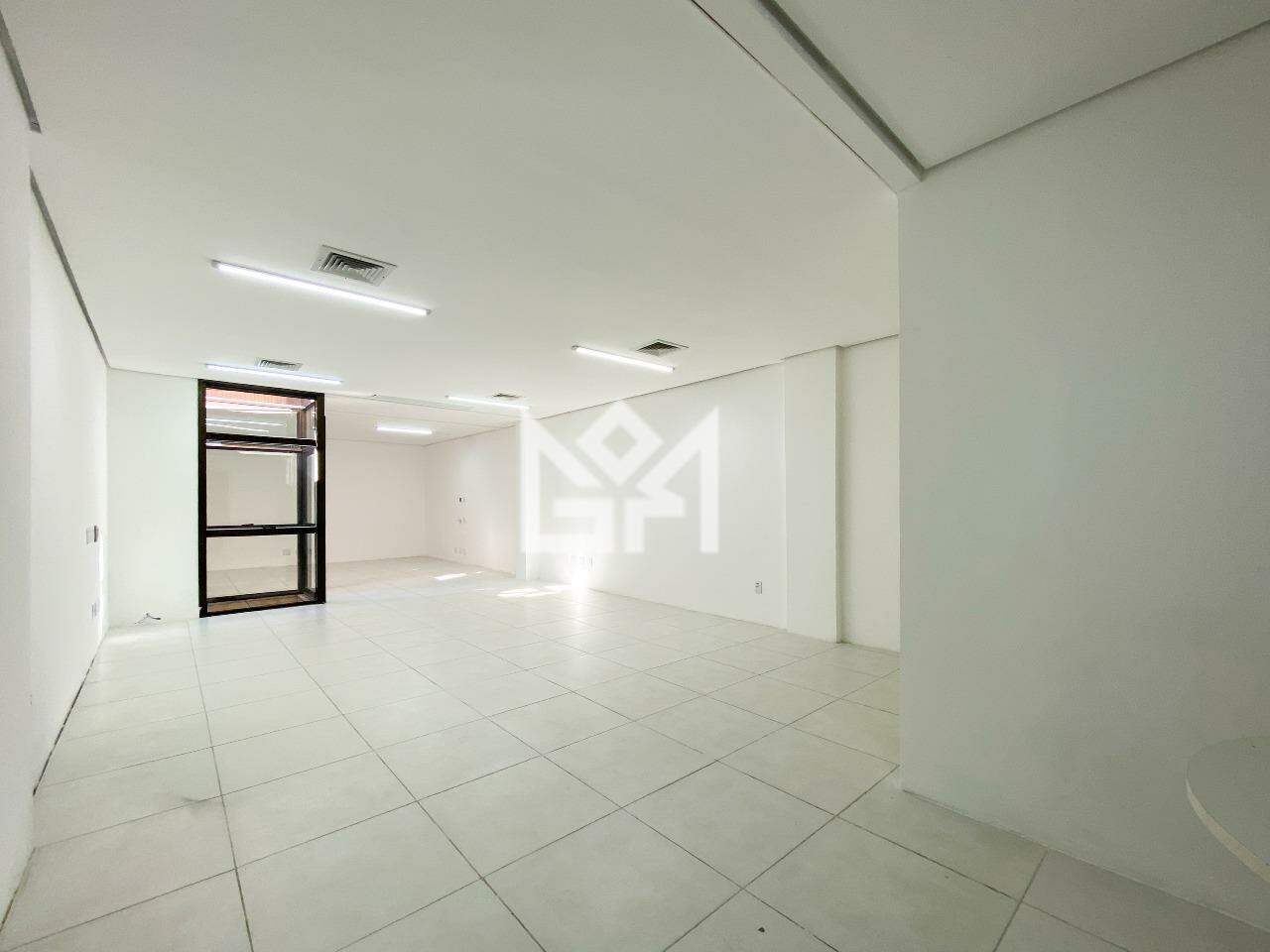 Sala/Conjunto Comercial com para aluguel, 77,33m² - Moinhos de Vento - Porto Alegre: 