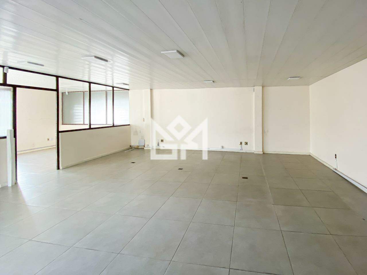 Sala/Conjunto Comercial com para aluguel, 78m² - Navegantes - Porto Alegre: 