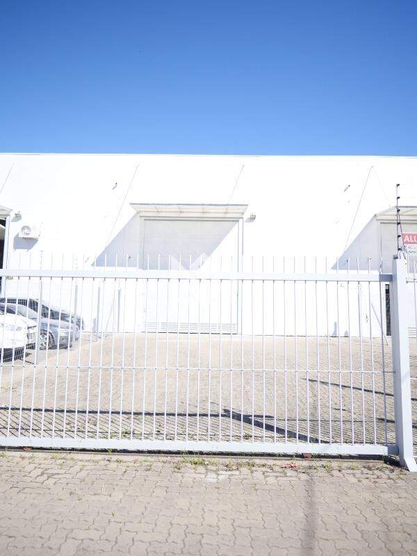 Pavilhão/Galpão/Depósito/Armazém com para aluguel, 235m² - Humaitá - Porto Alegre: 