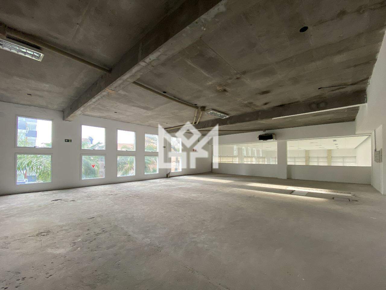 Sala/Conjunto Comercial com para aluguel, 908m² - Petrópolis - Porto Alegre: 