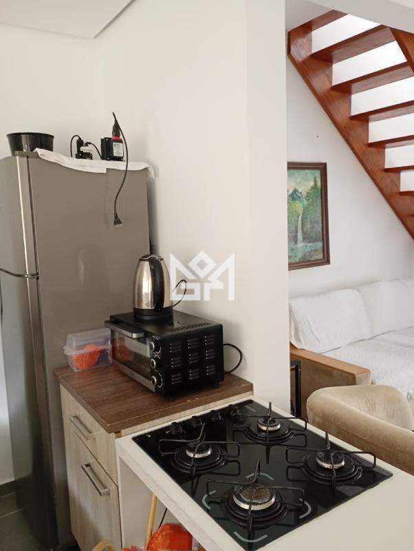 Sobrado com 2 quartos para aluguel, 55m² - Morada Gaúcha - Gravataí: 