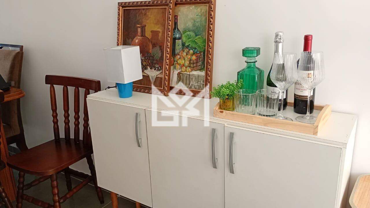 Sobrado com 2 quartos para aluguel, 55m² - Morada Gaúcha - Gravataí: 
