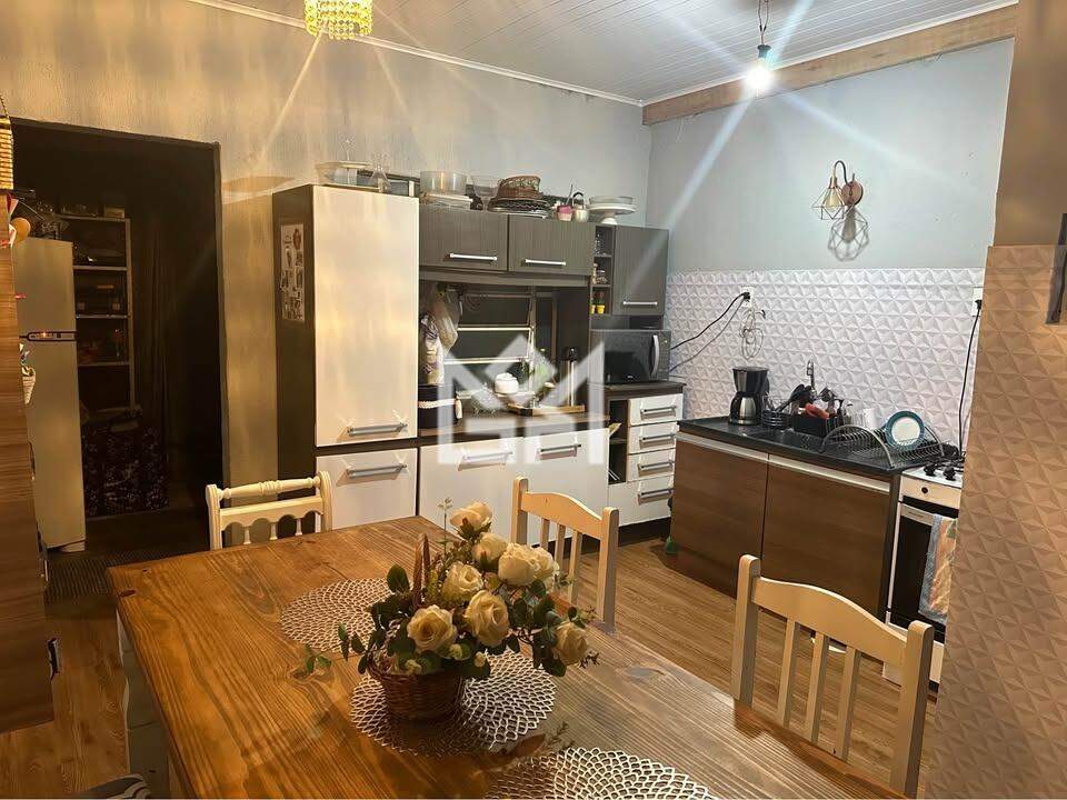 Casa com 3 quartos à venda, 80m² - Cavalhada - Porto Alegre: 