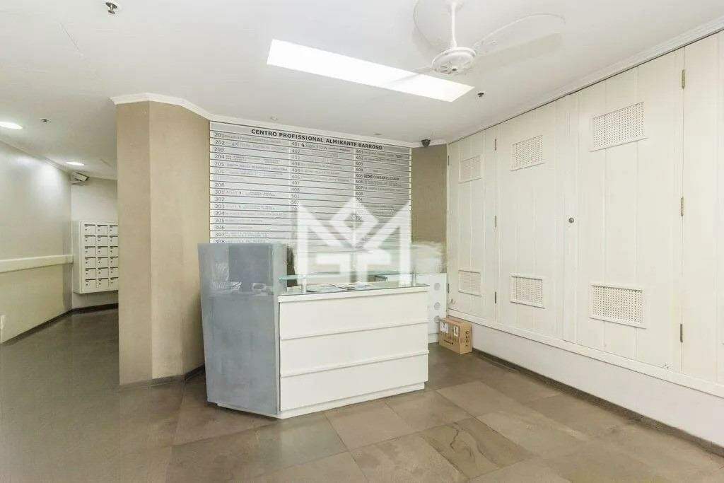 Sala/Conjunto Comercial com para aluguel, 75m² - Floresta - Porto Alegre: 