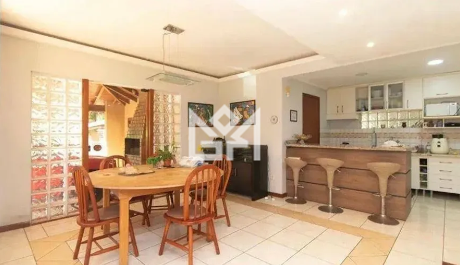 Chácara/Sítio/Fazenda com 3 quartos para aluguel, 300m² - Hípica - Porto Alegre: 
