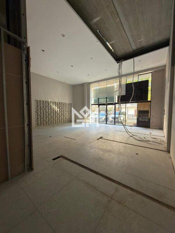 Loja com para aluguel, 180,77m² - Bom Fim - Porto Alegre: 