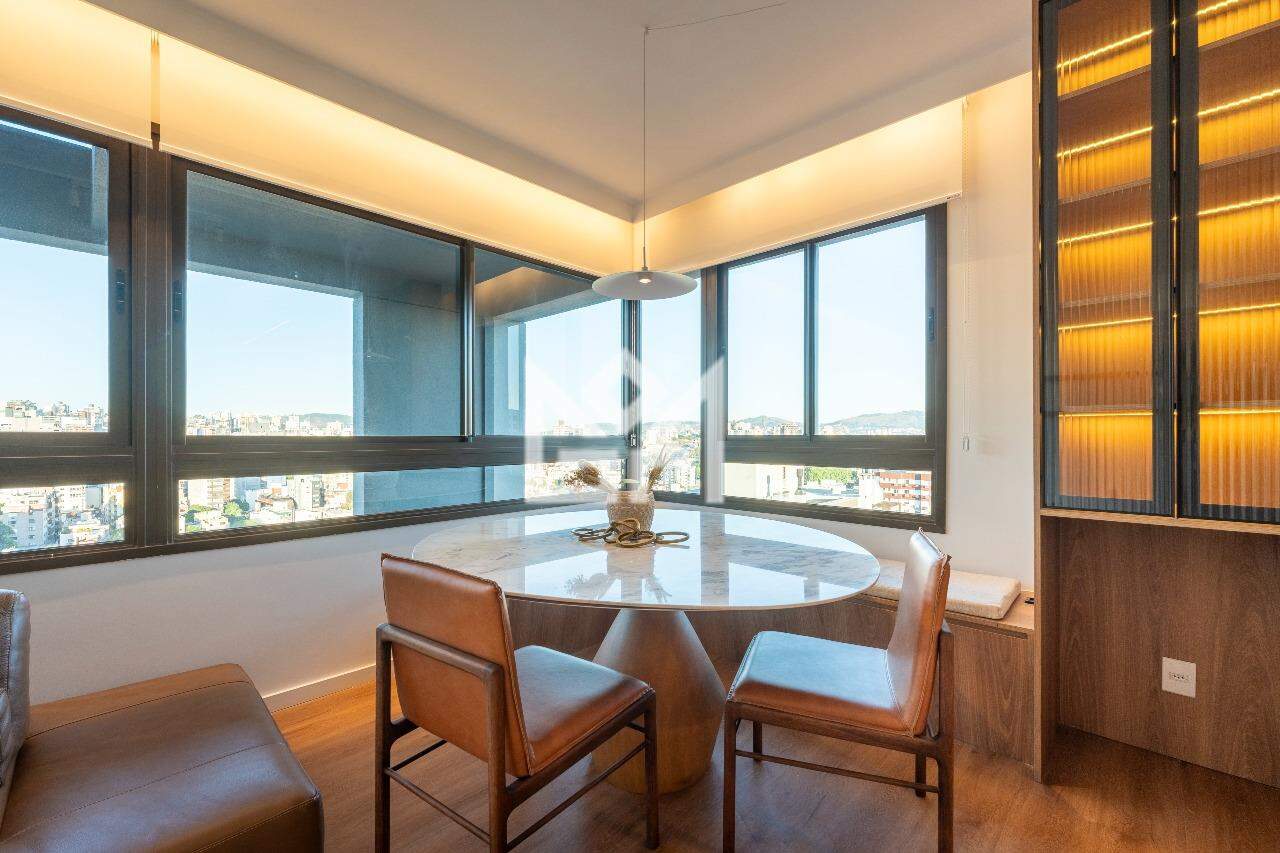 Apartamento com à venda, 75m² - Rio Branco - Porto Alegre: 