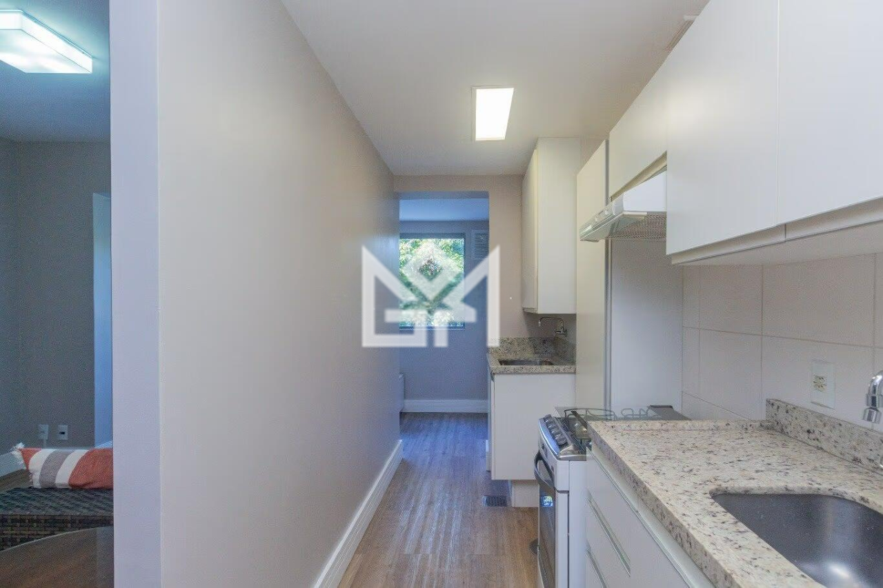 Apartamento com 1 quarto para aluguel, 56m² - Três Figueiras - Porto Alegre: 