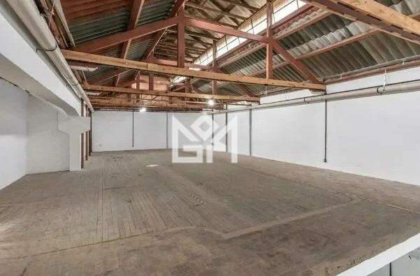 Sala/Conjunto Comercial com para aluguel, 580m² - São Geraldo - Porto Alegre: 