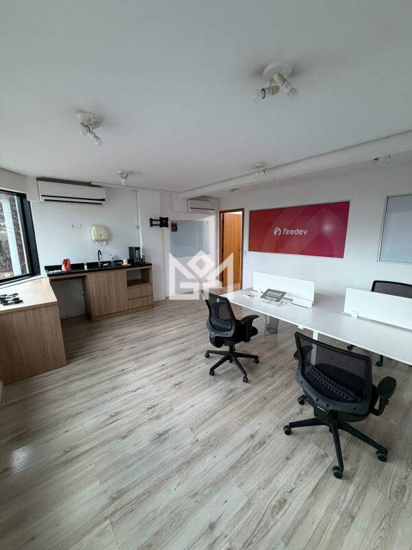 Sala/Conjunto Comercial com para aluguel, 60m² - Auxiliadora - Porto Alegre: 