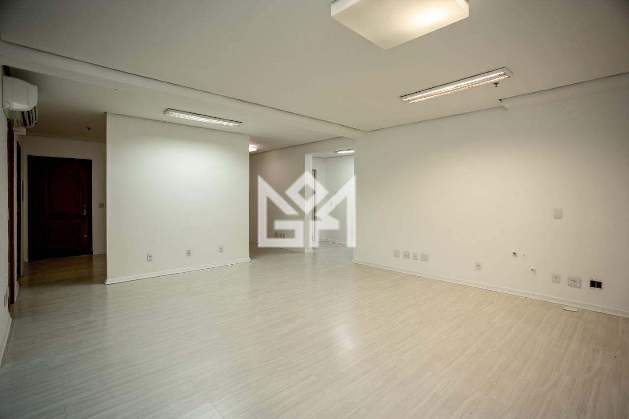 Sala/Conjunto Comercial com para aluguel, 120m² - Auxiliadora - Porto Alegre: 