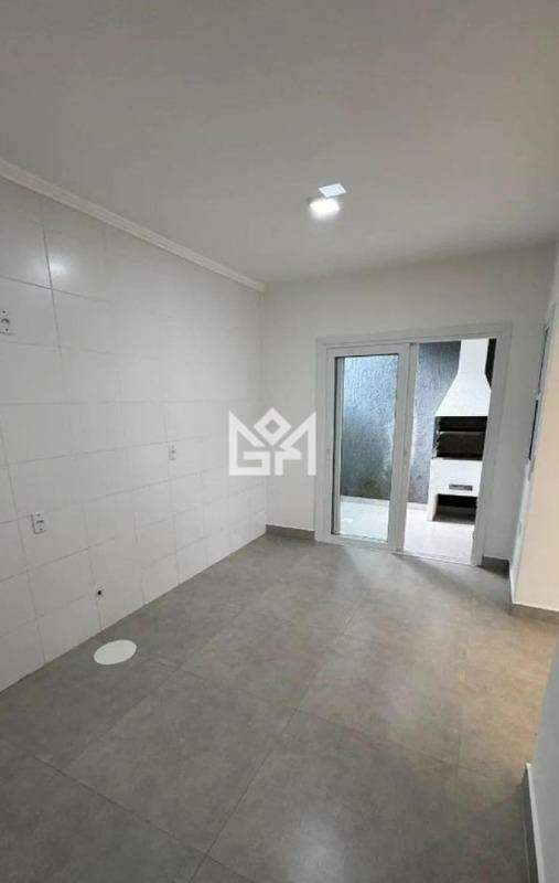 Casa com 3 quartos para aluguel, 106m² - Tristeza - Porto Alegre: 
