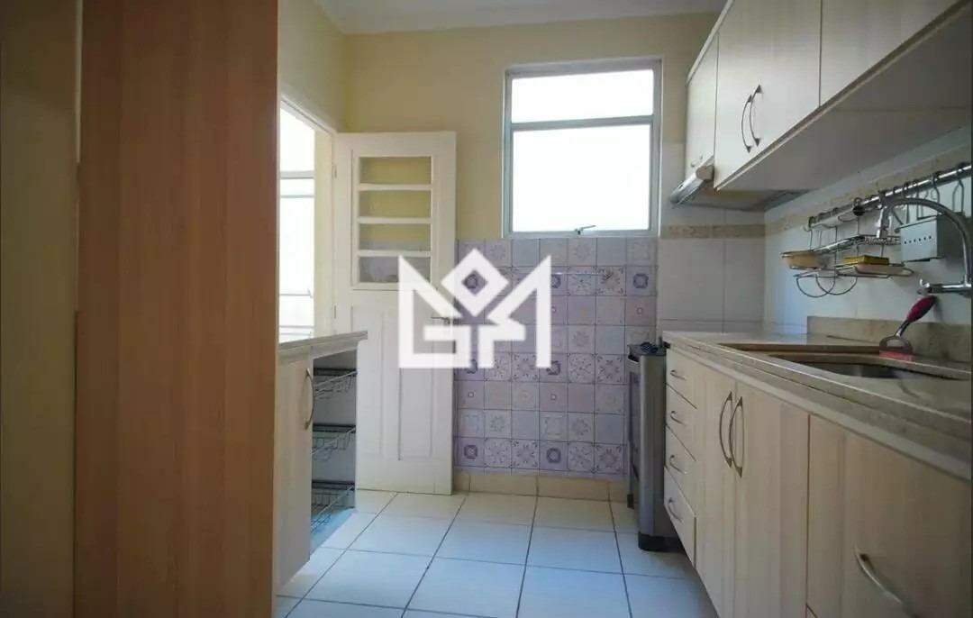Apartamento com 3 quartos para aluguel, 120m² - Santa Cecília - Porto Alegre: 