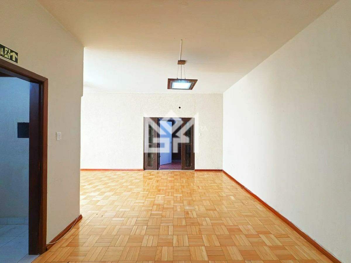 Casa com 3 quartos à venda, 150m² - Auxiliadora - Porto Alegre: 