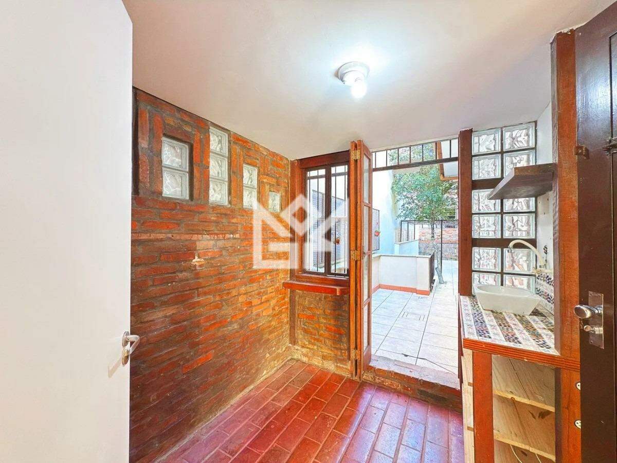 Casa com 3 quartos à venda, 150m² - Auxiliadora - Porto Alegre: 