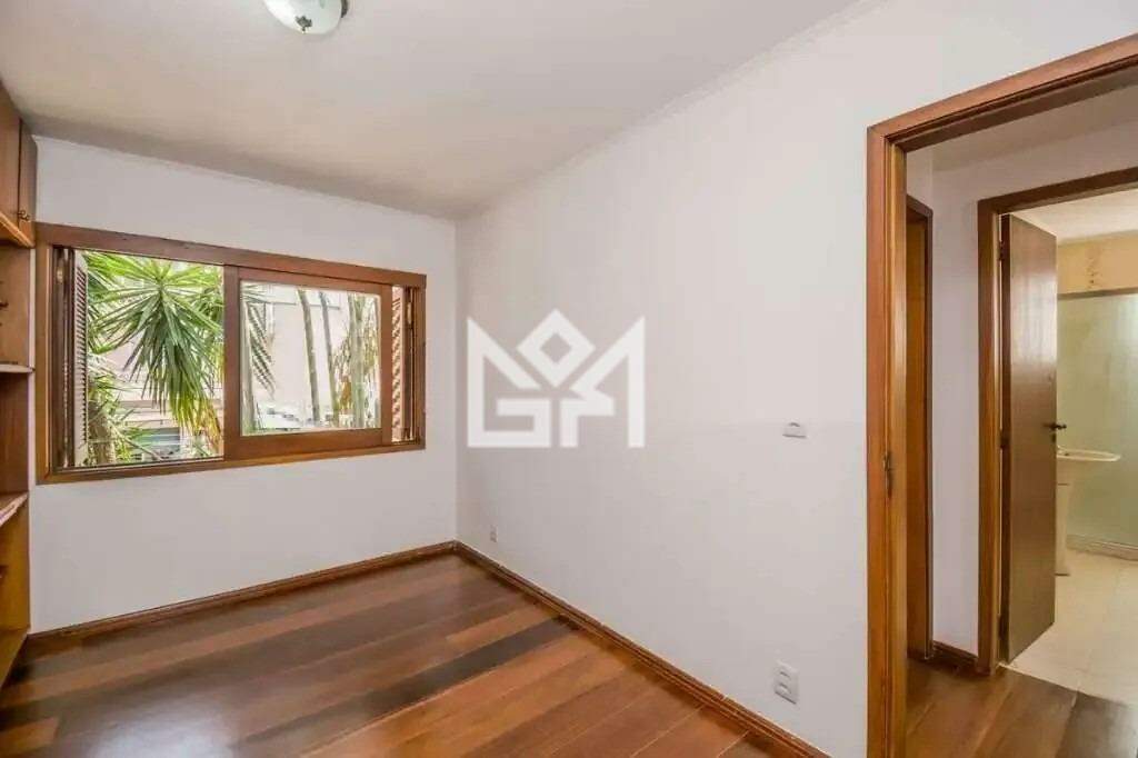 Casa com 3 quartos à venda, 220m² - Santana - Porto Alegre: 
