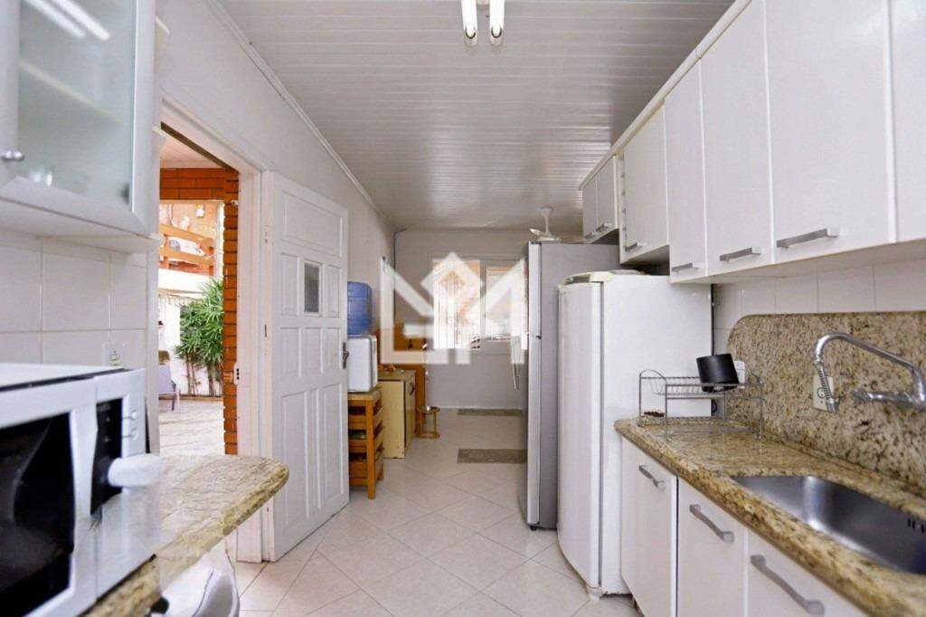 Casa com 5 quartos à venda, 360m² - Partenon - Porto Alegre: 