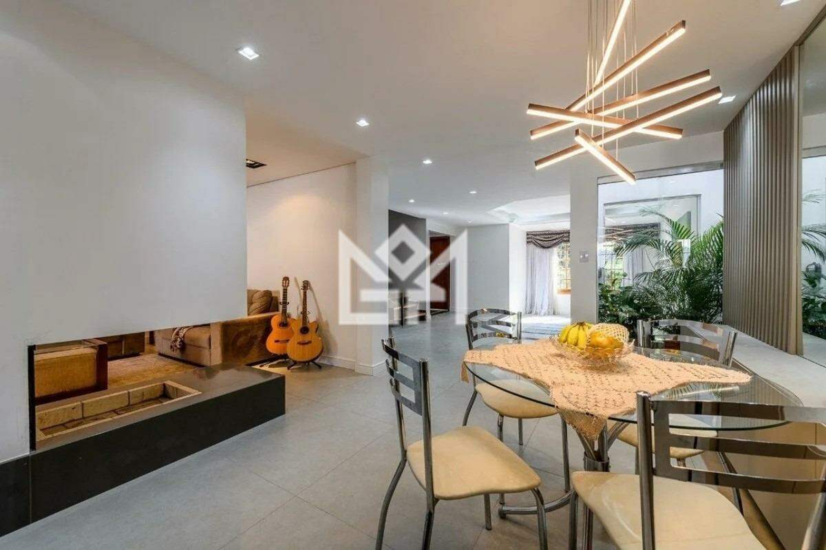 Casa com 4 quartos para aluguel, 310m² - Chácara das Pedras - Porto Alegre: 