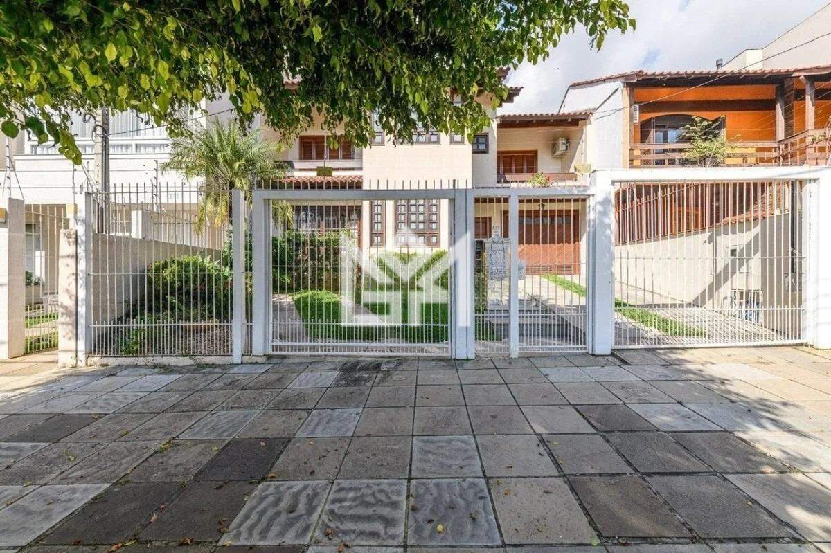 Casa com 4 quartos para aluguel, 310m² - Chácara das Pedras - Porto Alegre: 