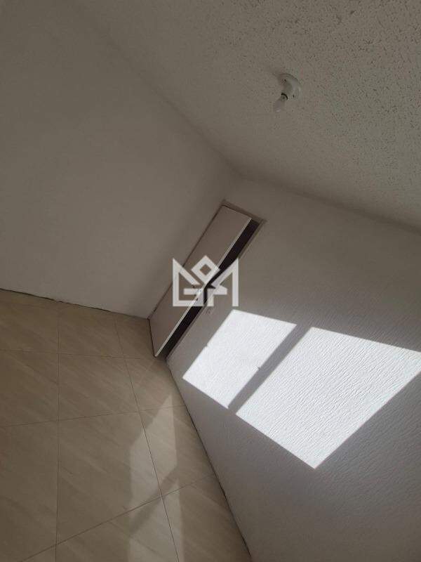 Apartamento com 2 quartos para aluguel, 45m² - Passo das Pedras - Porto Alegre: 