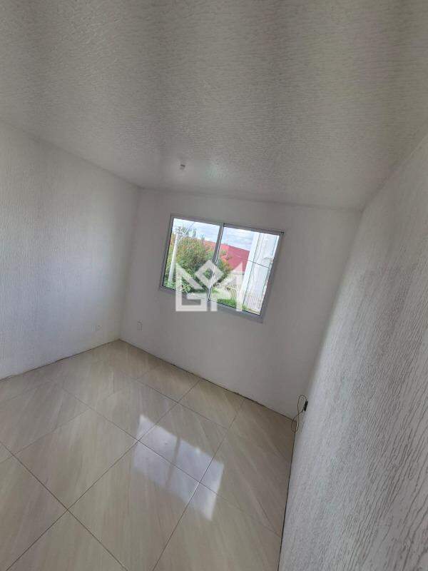 Apartamento com 2 quartos para aluguel, 45m² - Passo das Pedras - Porto Alegre: 