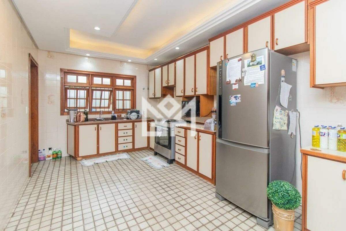 Casa com 4 quartos à venda, 460m² - Cristal - Porto Alegre: 