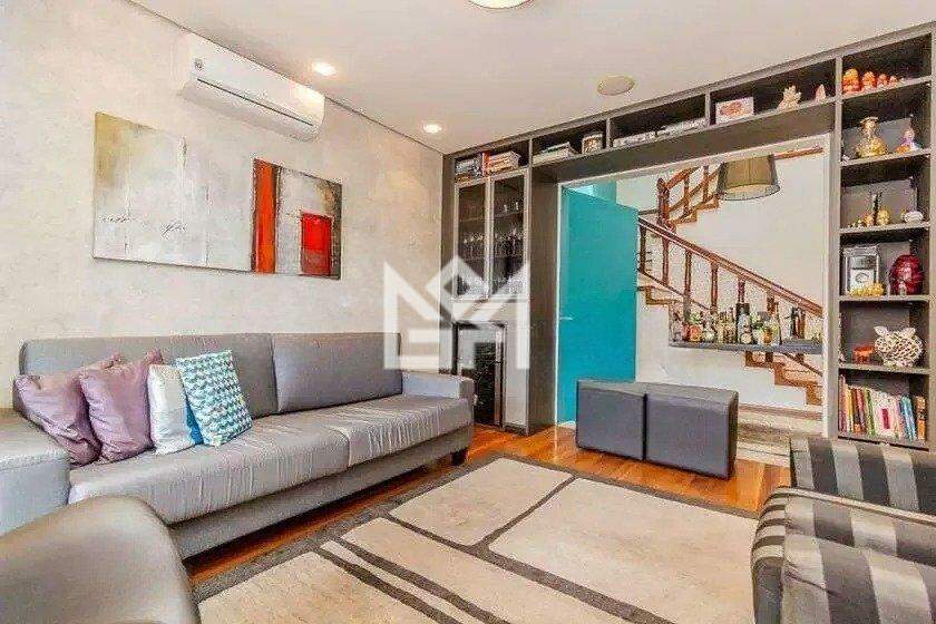 Casa com 4 quartos à venda, 412m² - Medianeira - Porto Alegre: 