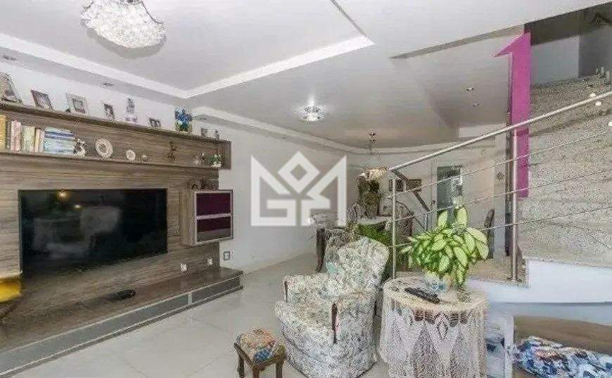 Casa com 4 quartos para aluguel, 395m² - Jardim Itu - Porto Alegre: 