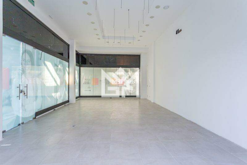 Loja com para aluguel, 76m² - Praia de Belas - Porto Alegre: 