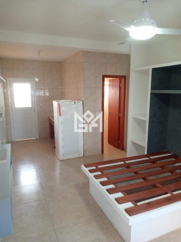 Studio/Loft/Kitnet com 1 quarto para aluguel, 30m² - Sarandi - Porto Alegre: 