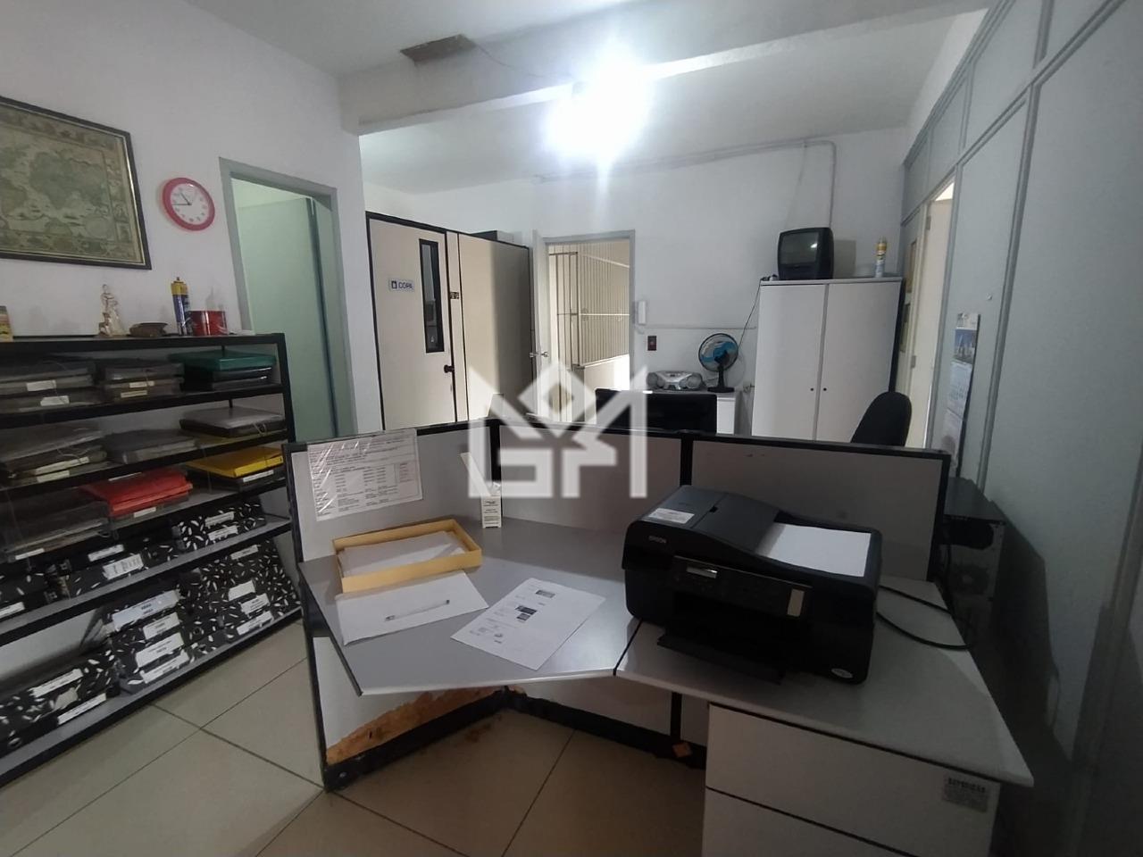 Prédio com para aluguel, 400m² - São João - Porto Alegre: 