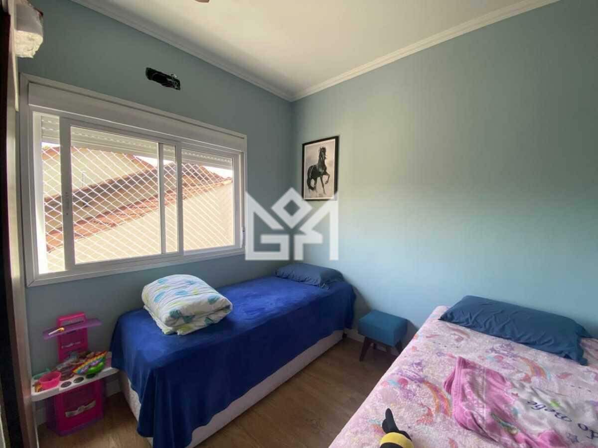 Sobrado com 3 quartos à venda, 117m² - Centro - Gravataí: 