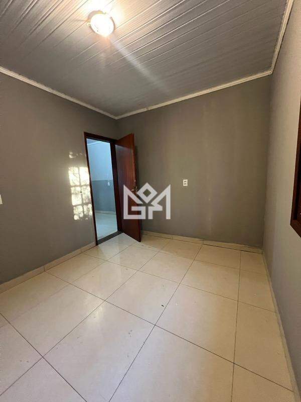 Casa com 3 quartos para aluguel, 100m² - Jardim Leopoldina - Porto Alegre: 