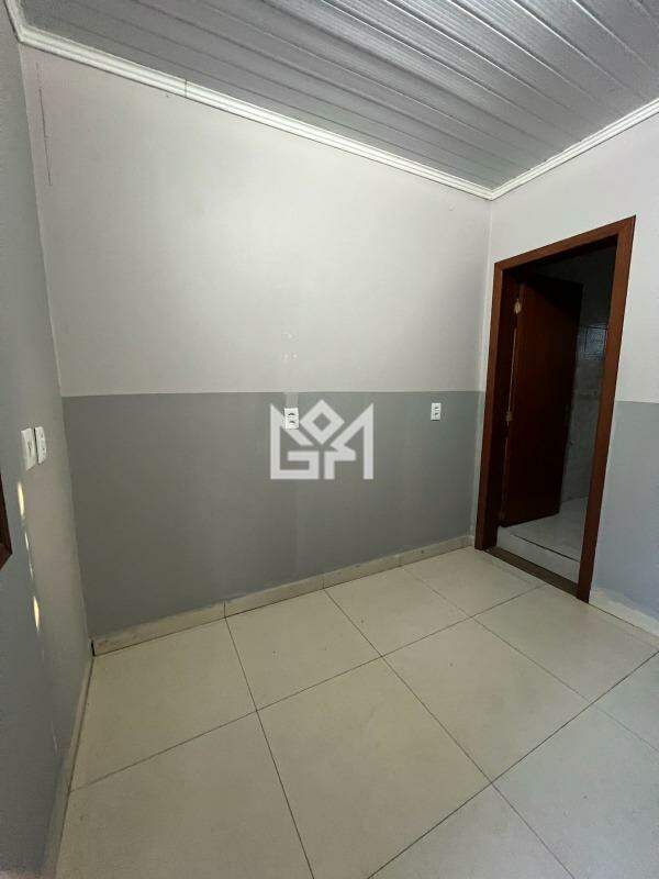 Casa com 3 quartos para aluguel, 100m² - Jardim Leopoldina - Porto Alegre: 