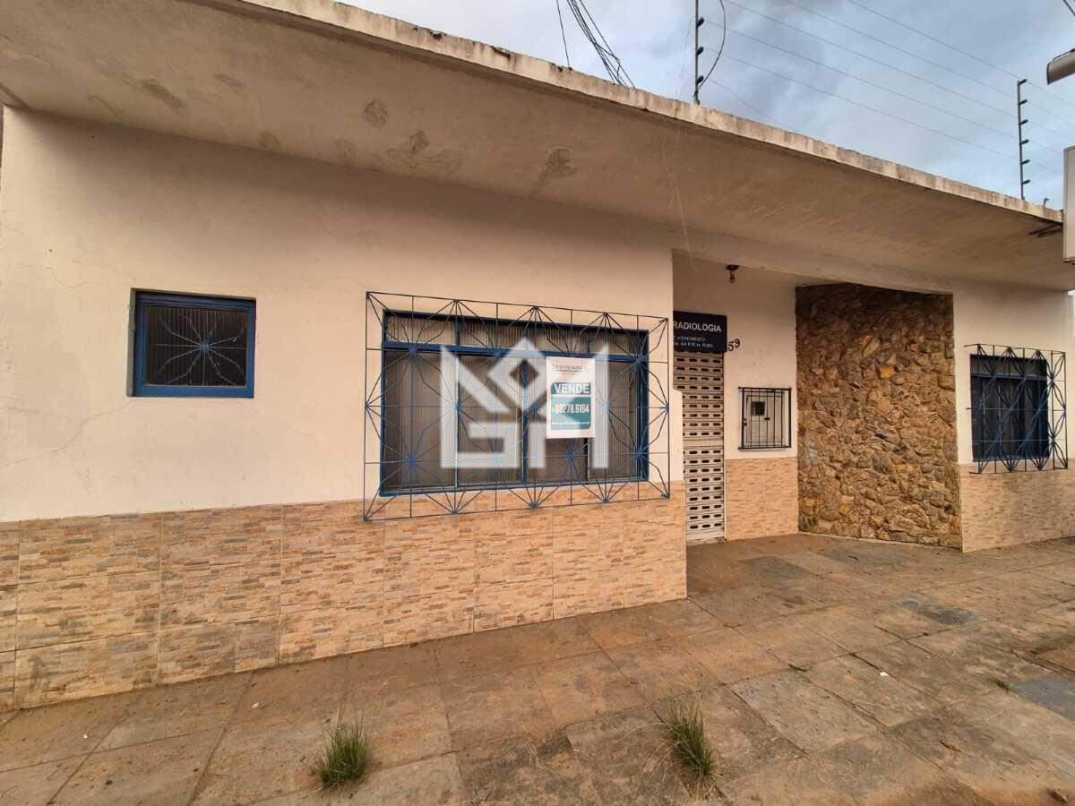 Prédio com 2 quartos à venda, 341m² - Vila Silveira Martins - Cachoeirinha: 