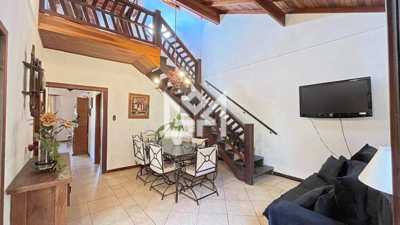 Casa com 5 quartos à venda, 200m² - Nonoai - Porto Alegre: 