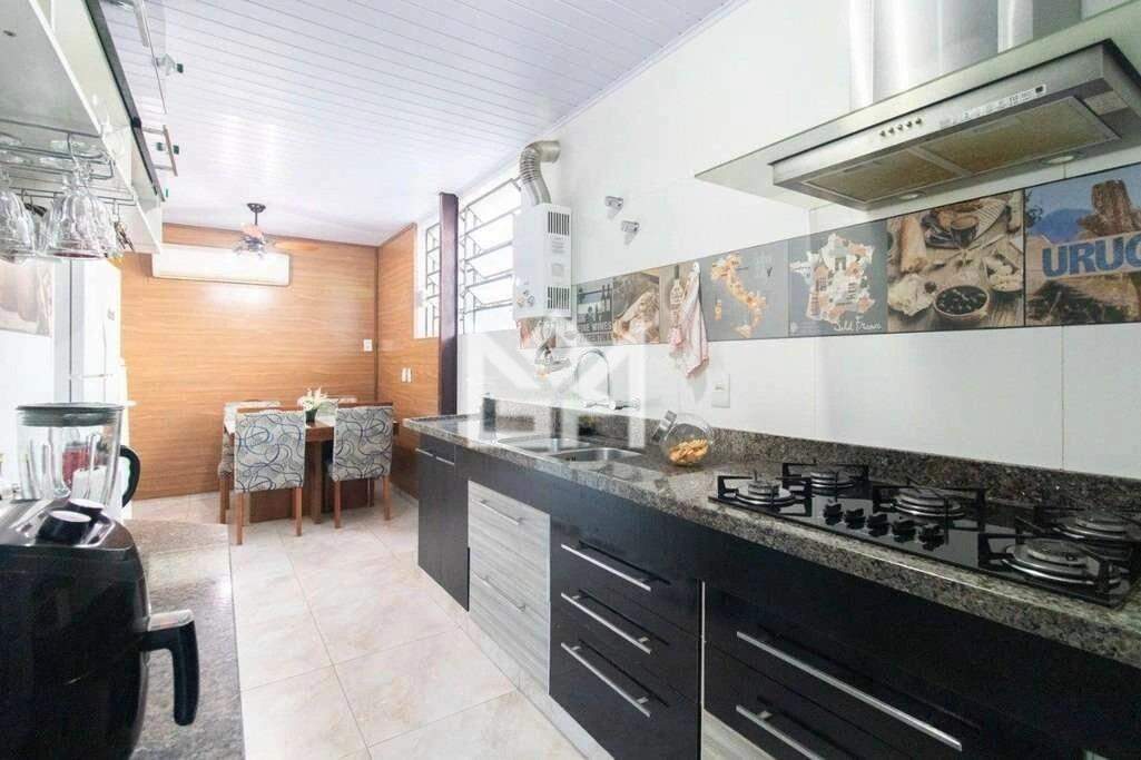 Casa com 5 quartos à venda, 175m² - Santa Tereza - Porto Alegre: 