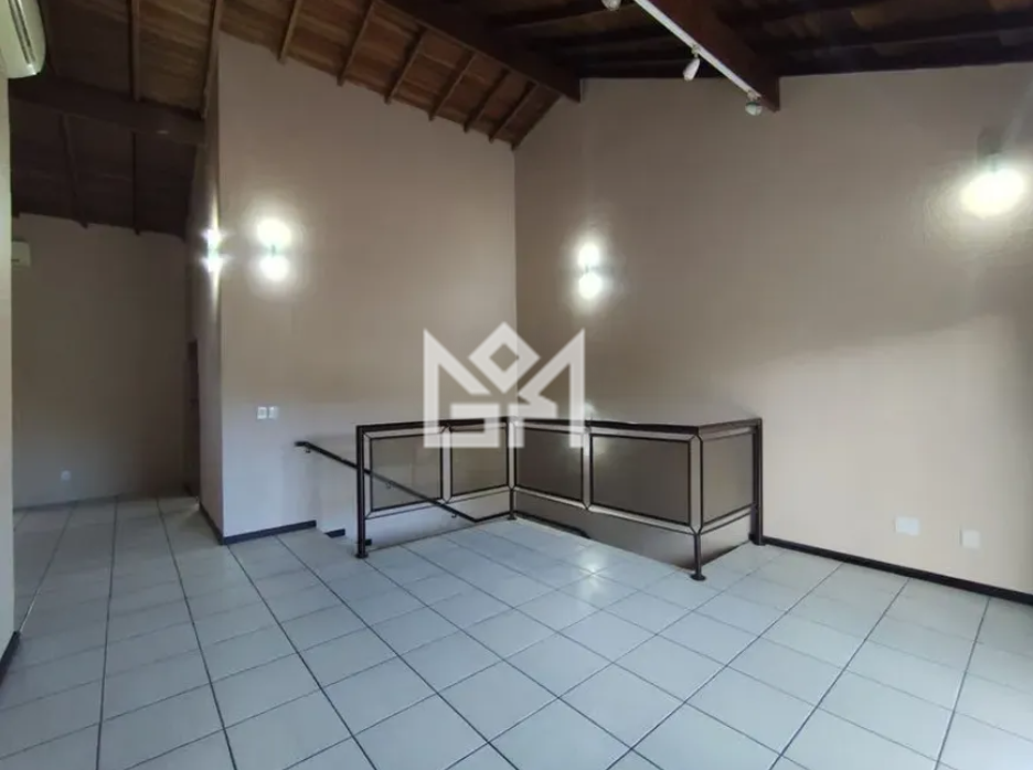 Casa com 3 quartos para aluguel, 150m² - Boa Vista - Porto Alegre: 
