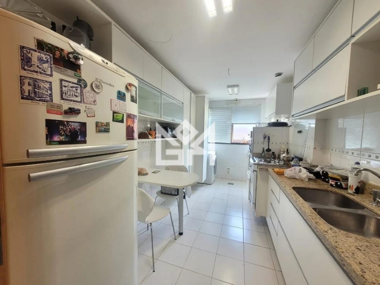Apartamento com 3 quartos para aluguel, 106m² - Mont Serrat - Porto Alegre: 