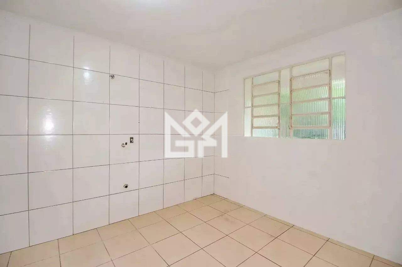 Casa com 3 quartos para aluguel, 172m² - Vila Jardim - Porto Alegre: 