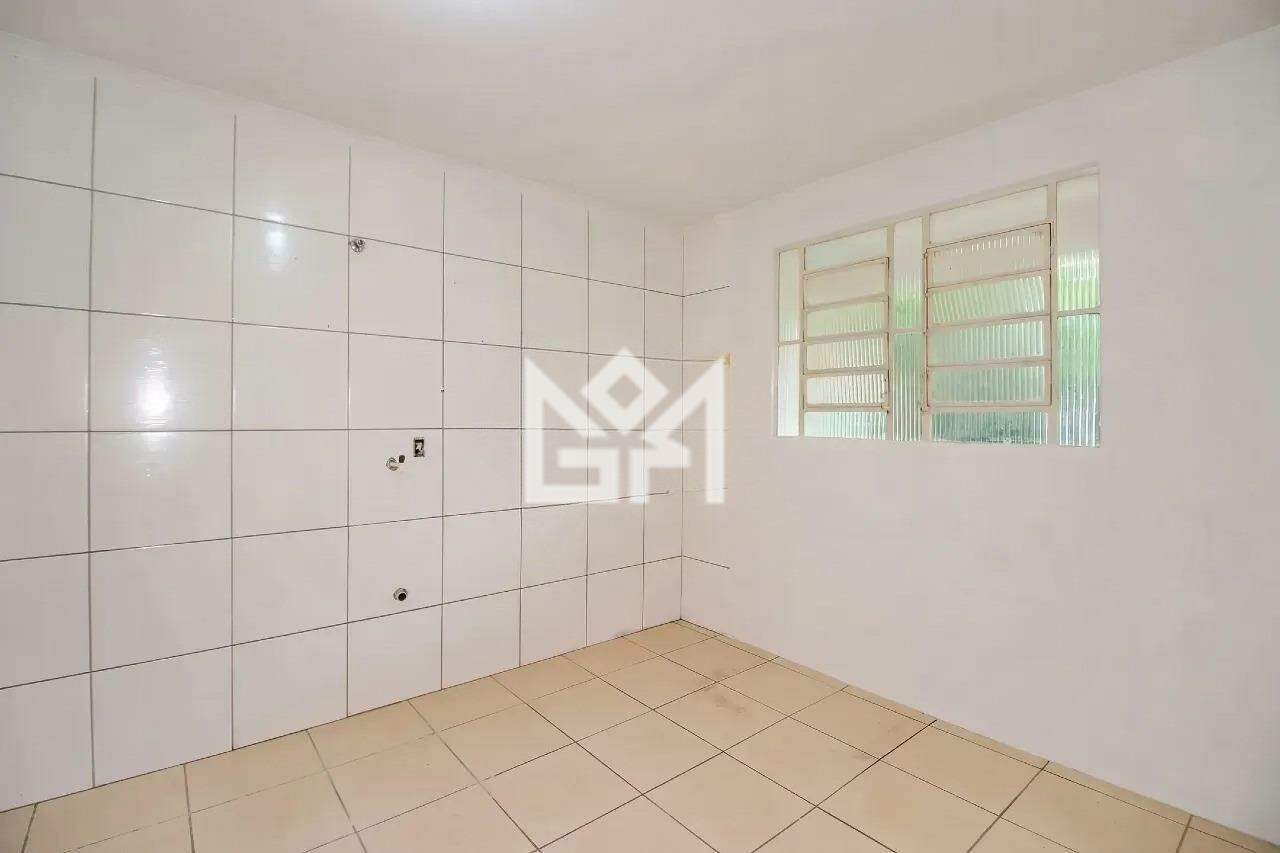 Casa com 3 quartos para aluguel, 172m² - Vila Jardim - Porto Alegre: 